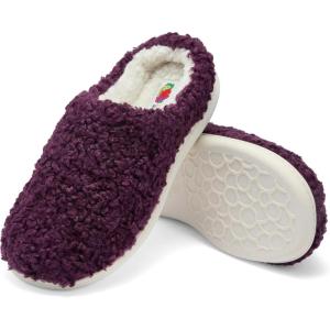 imageFruit of the Loom Womens Berber Slippers  Fuzzy Memory Foam Lightweight Clog IndoorOutdoor Zapatillas de MujerGrape
