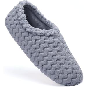 imageFruit of the Loom Womens Chevron Slippers  Fuzzy Memory Foam Lightweight IndoorOutdoor Zapatillas de MujerBlue